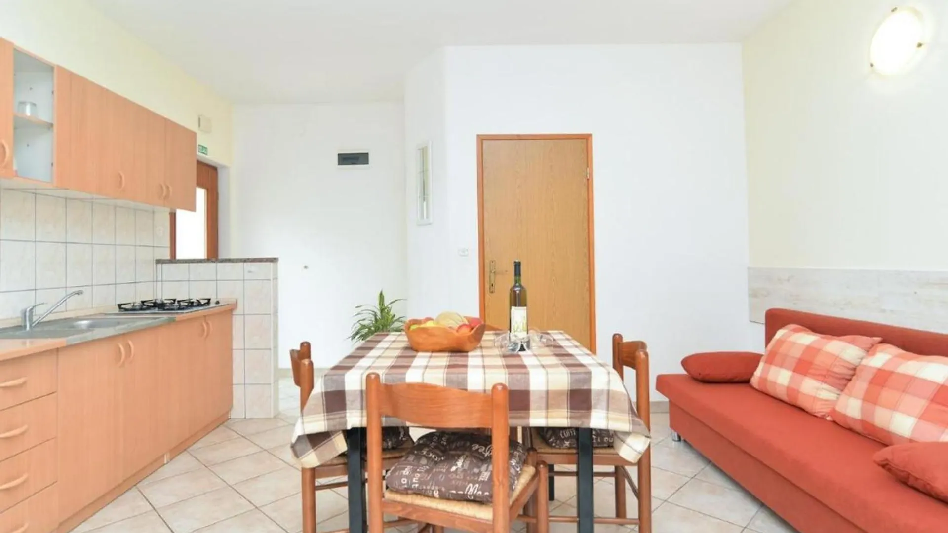 Cozy Apartment With Terrace And Bbq Stinjan