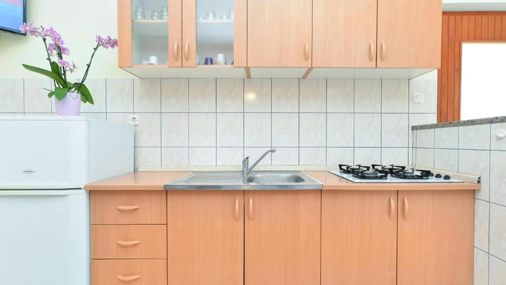 Cozy Apartment With Terrace And Bbq Stinjan Croatia