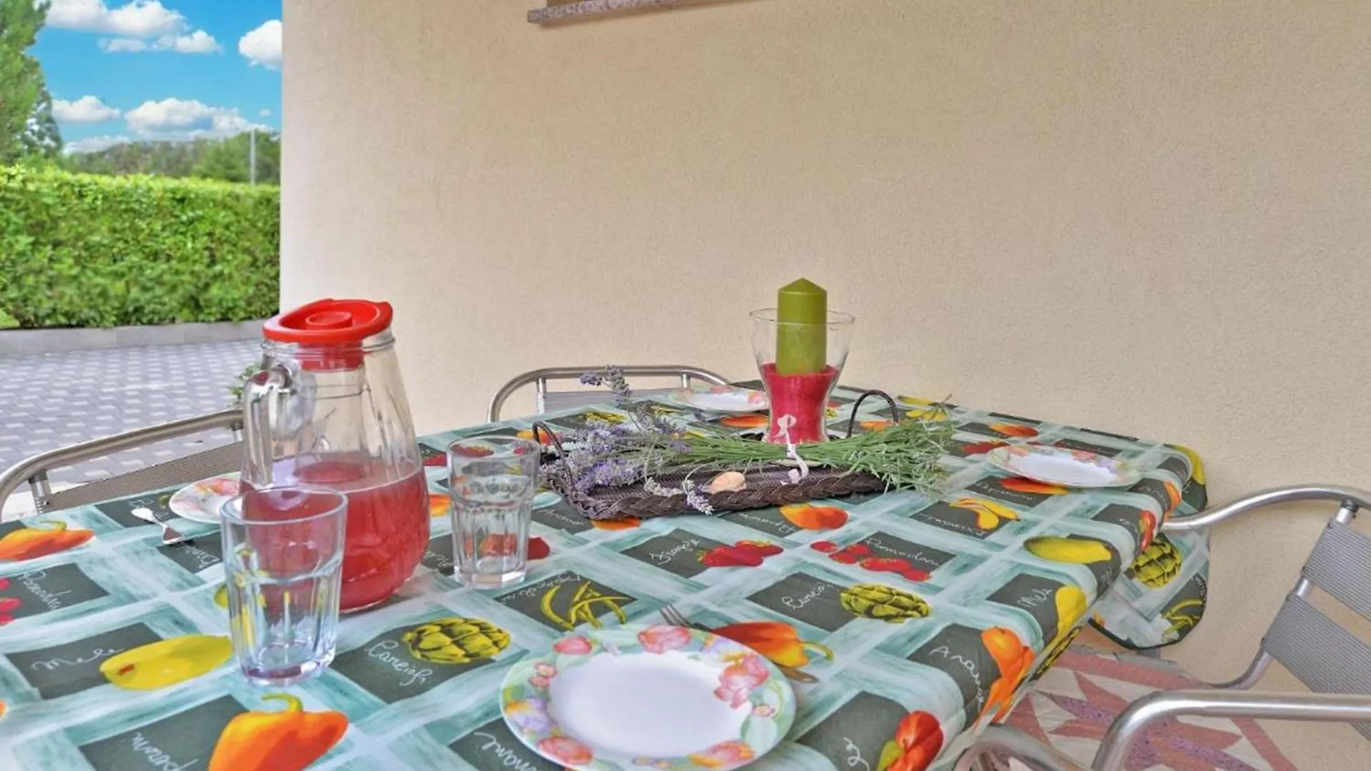 Cozy Apartment With Terrace And Bbq Stinjan Croatia
